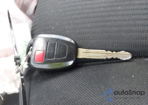 2017 Toyota Rav4 Le из США, поврежденный, VIN JTMZFREV5HJ130831